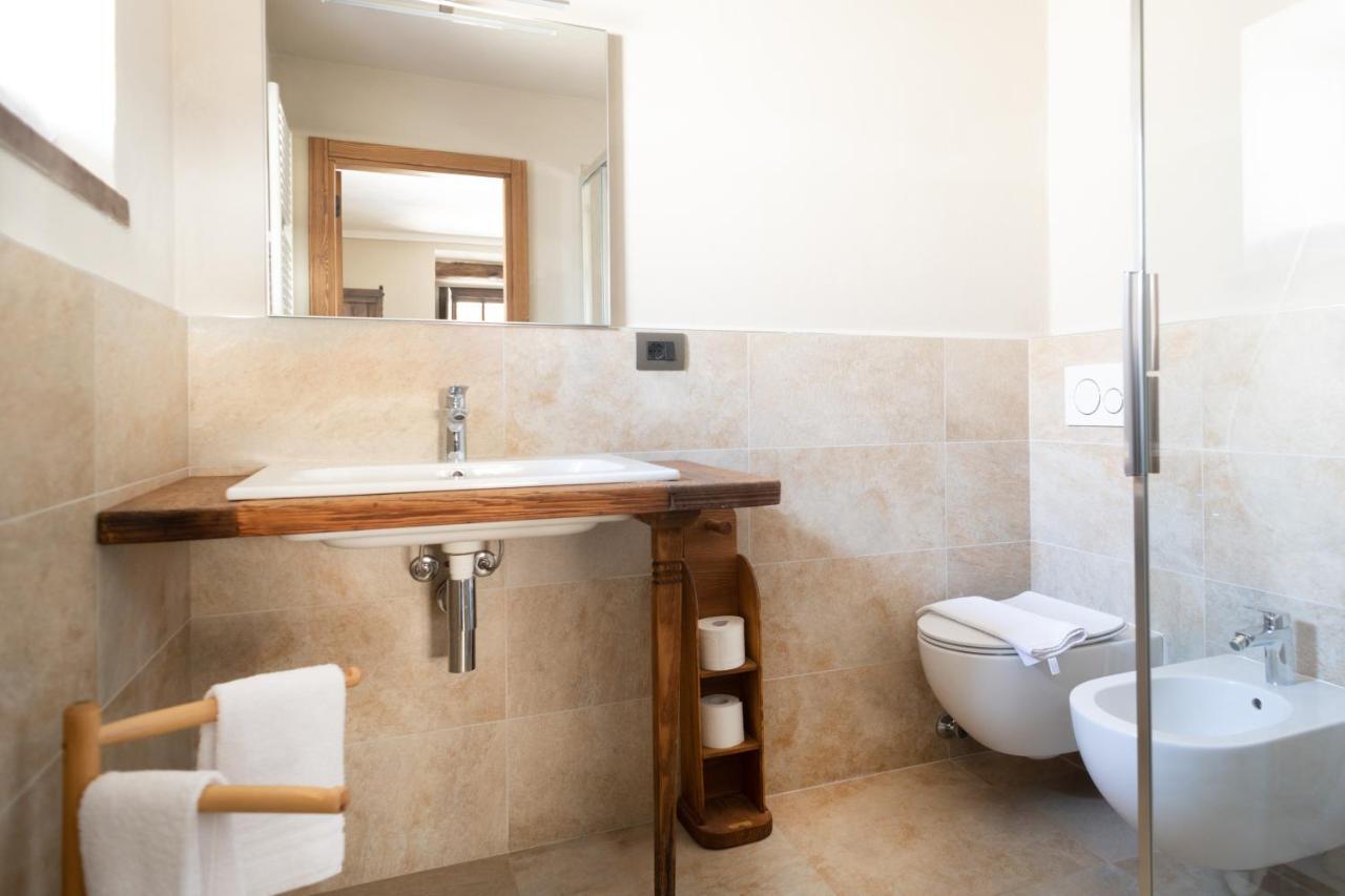 Albergo Locanda Mistral Acceglio Bagian luar foto