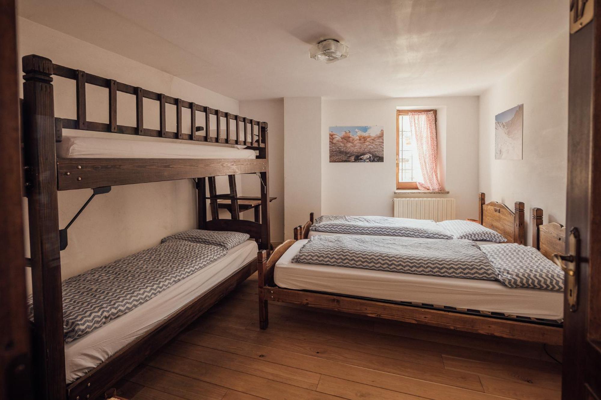 Albergo Locanda Mistral Acceglio Bagian luar foto