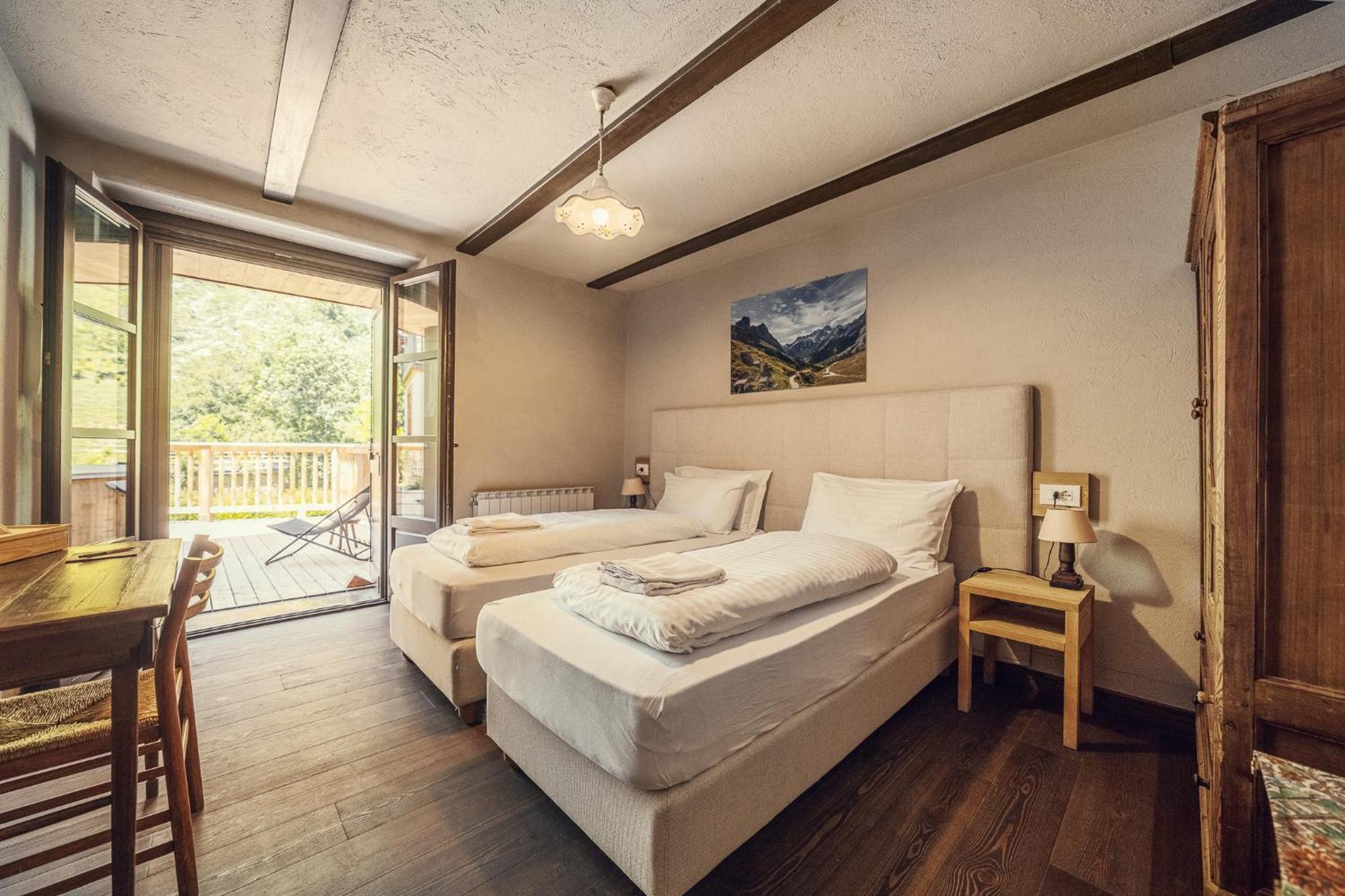Albergo Locanda Mistral Acceglio Bagian luar foto